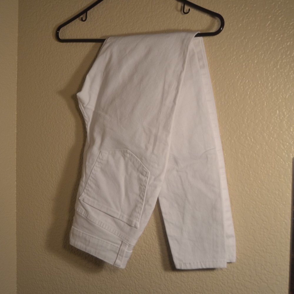 No Boundaries - White Skinny Jeans